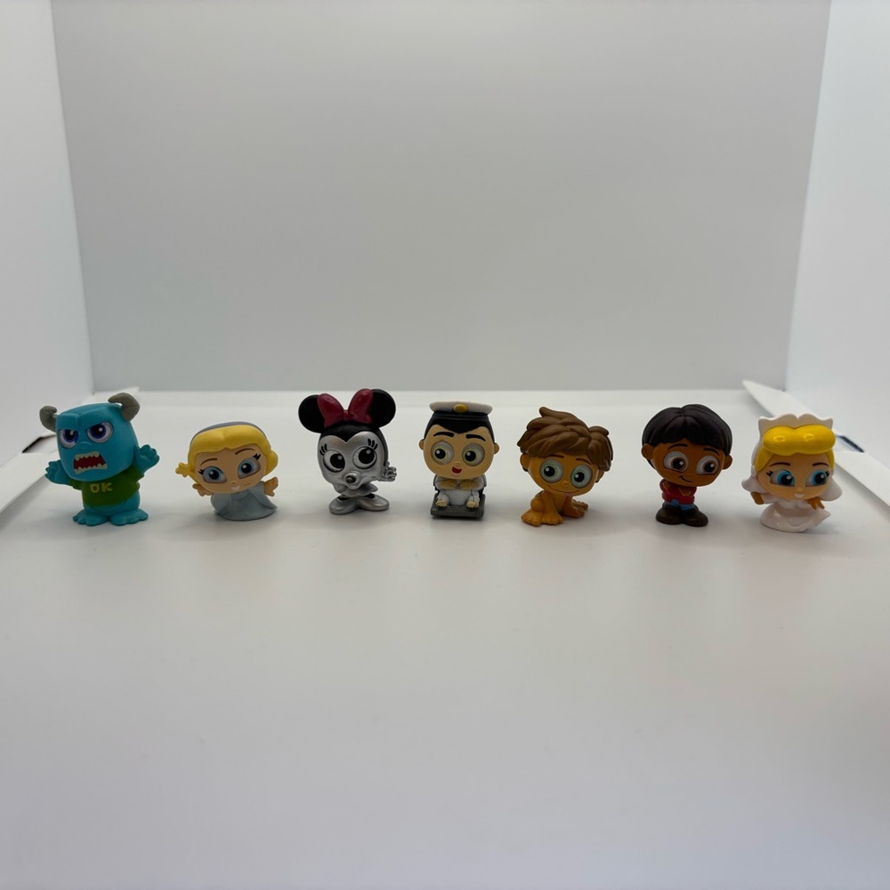 Disney Doorables Lot of 7